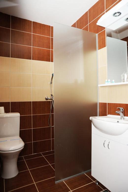Garni Hotel Crystal Ice Nis Ruang foto